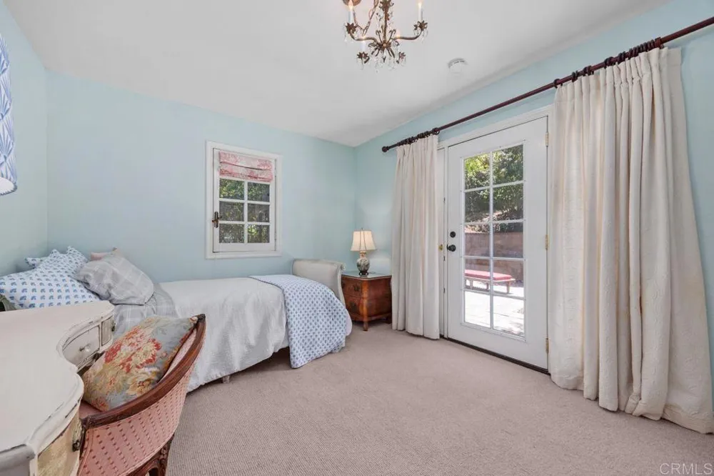 345 Osborne Street Vista, CA 92084