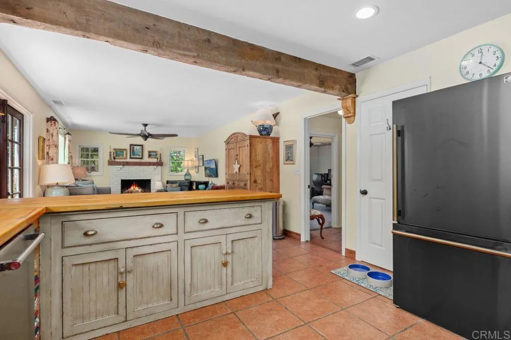 345 Osborne Street Vista, CA 92084