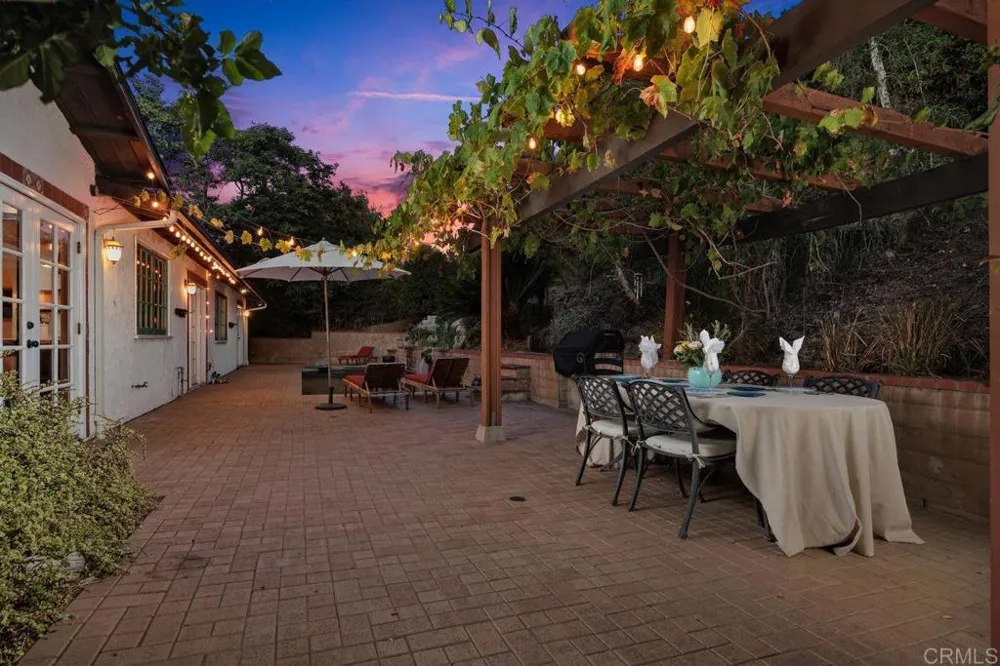 345 Osborne Street Vista, CA 92084