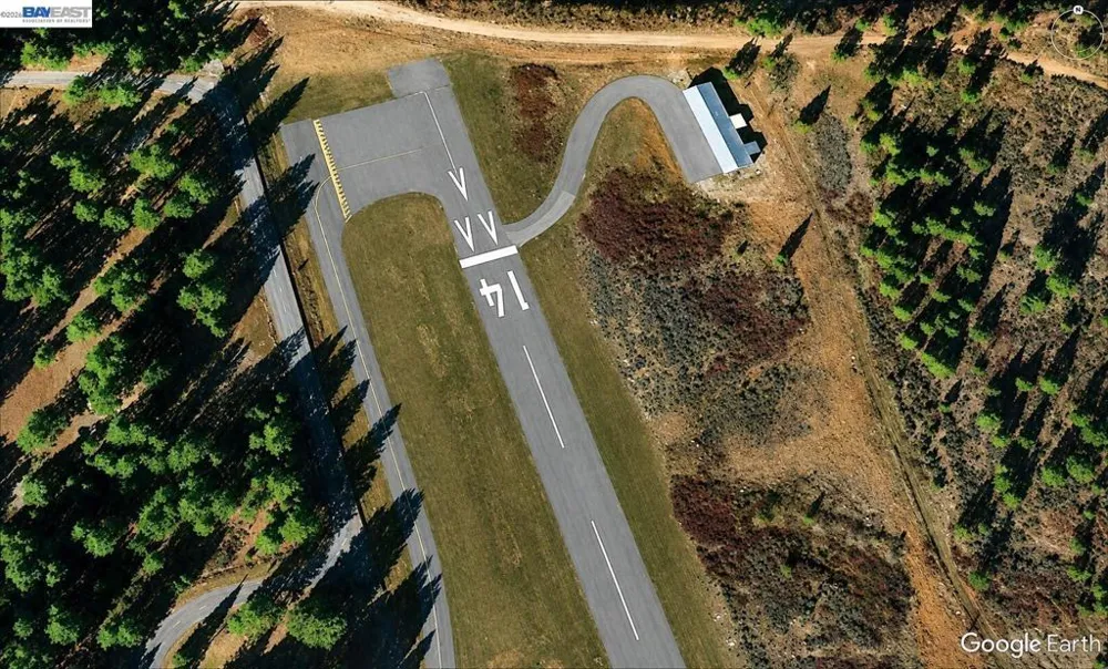 590 Airport Rd Trinity Center, CA 96091