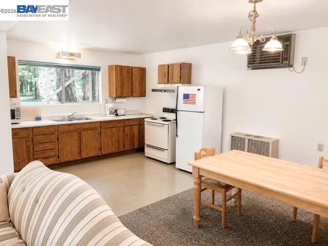 590 Airport Rd Trinity Center, CA 96091
