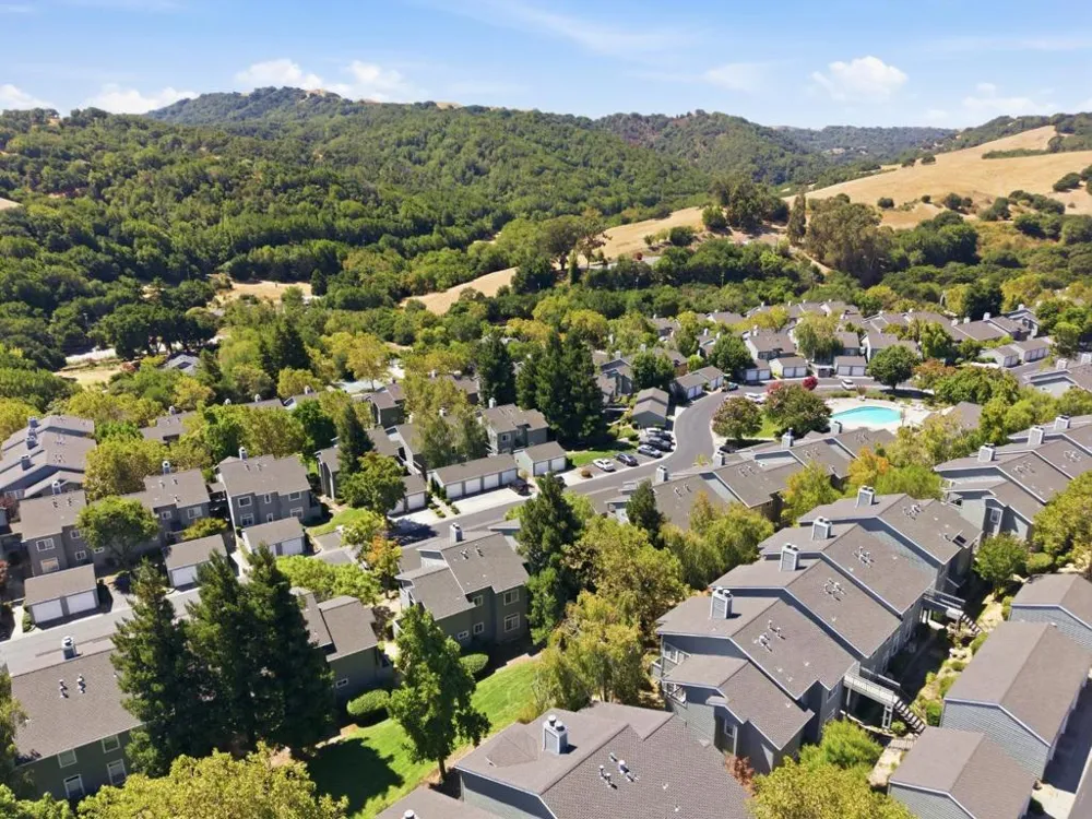 8035 Mountain View Drive #B Pleasanton, CA 94588