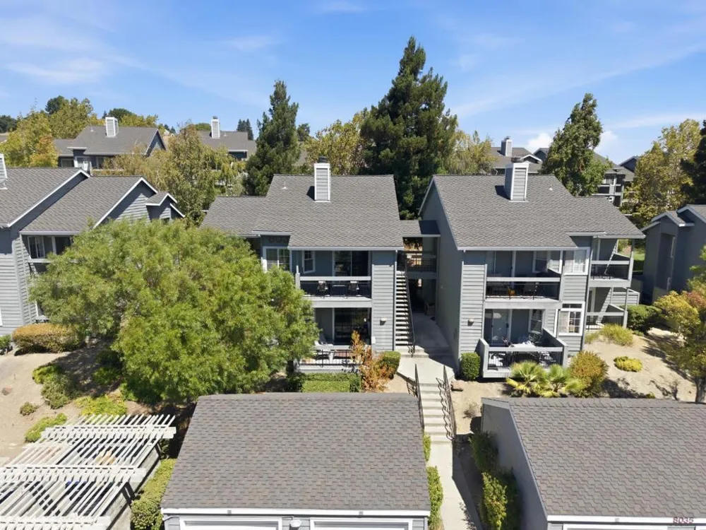 8035 Mountain View Drive #B Pleasanton, CA 94588