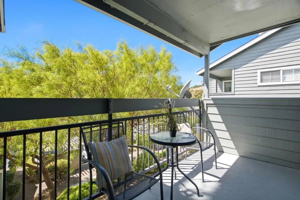 8035 Mountain View Drive #B Pleasanton, CA 94588
