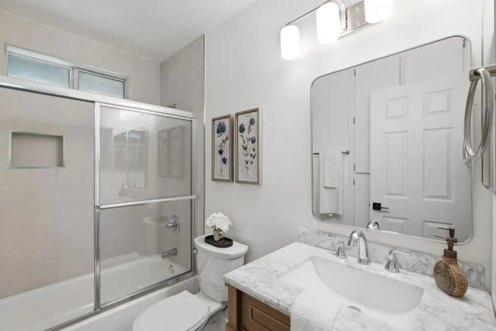 8035 Mountain View Drive #B Pleasanton, CA 94588