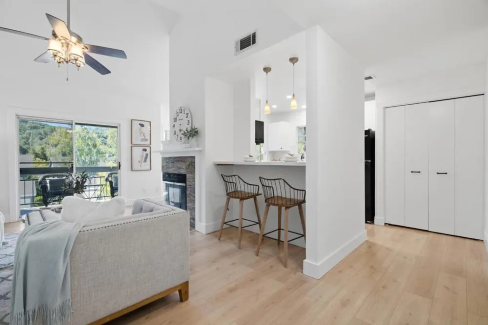 8035 Mountain View Drive #B Pleasanton, CA 94588