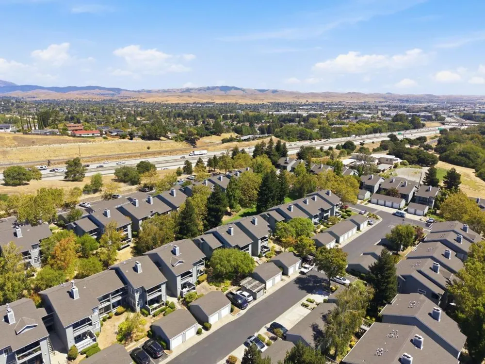 8035 Mountain View Drive #B Pleasanton, CA 94588