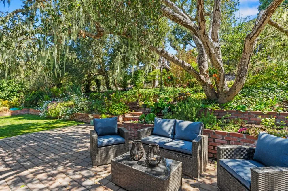 25349 Flanders Drive Carmel, CA 93923