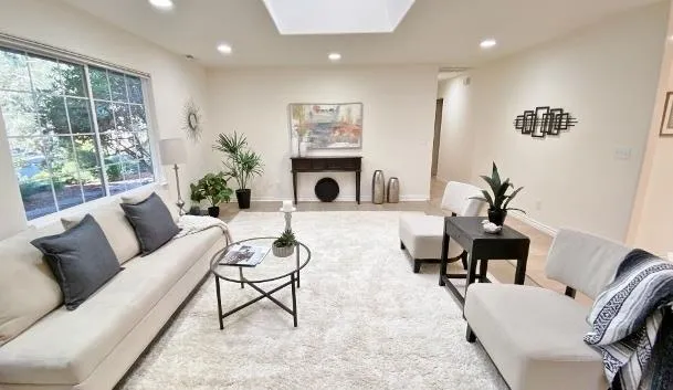 25349 Flanders Drive Carmel, CA 93923