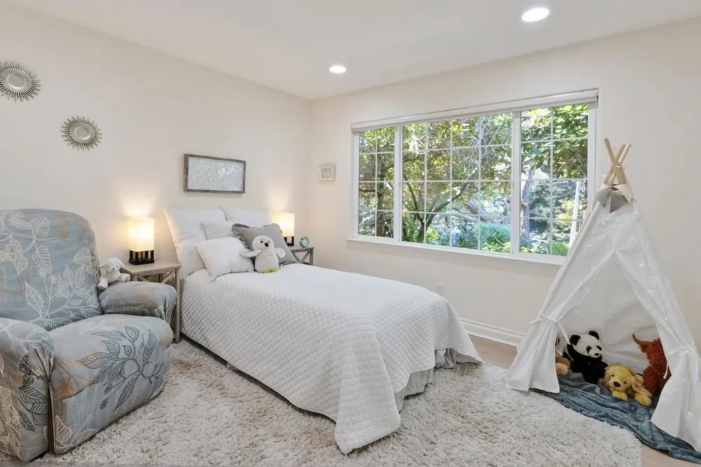 25349 Flanders Drive Carmel, CA 93923
