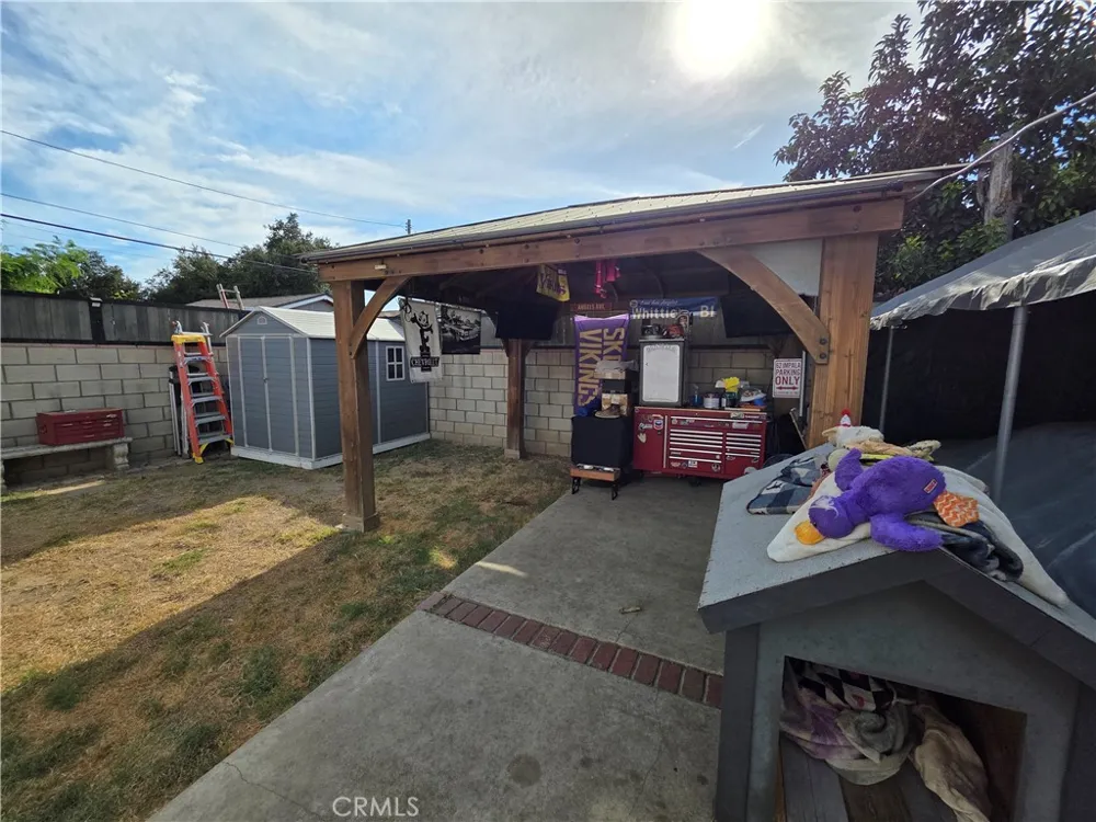 935 S Main Pomona, CA 91766