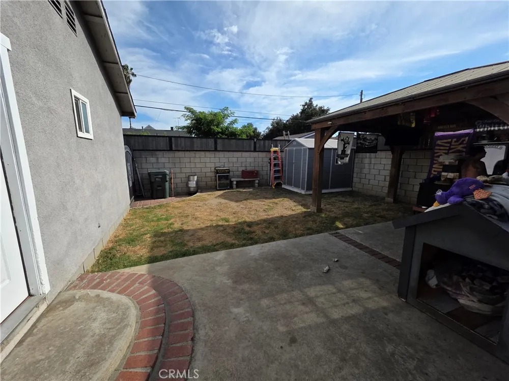 935 S Main Pomona, CA 91766