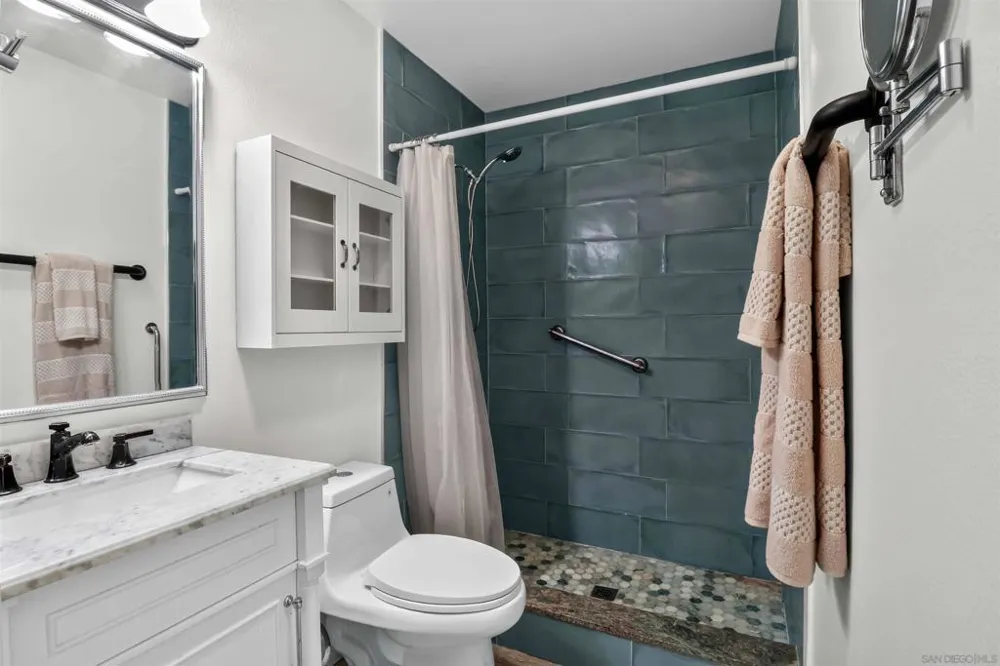 1757 Pleasantdale Encinitas, CA 92024