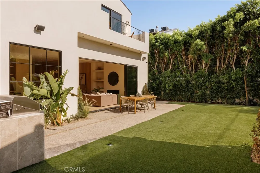 4523 Katherine Avenue Sherman Oaks, CA 91423