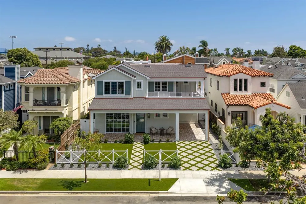 711 H Ave Coronado, CA 92118