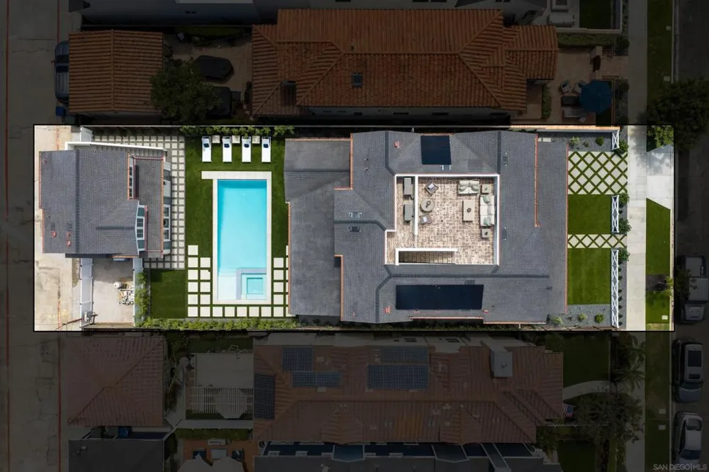 711 H Ave Coronado, CA 92118