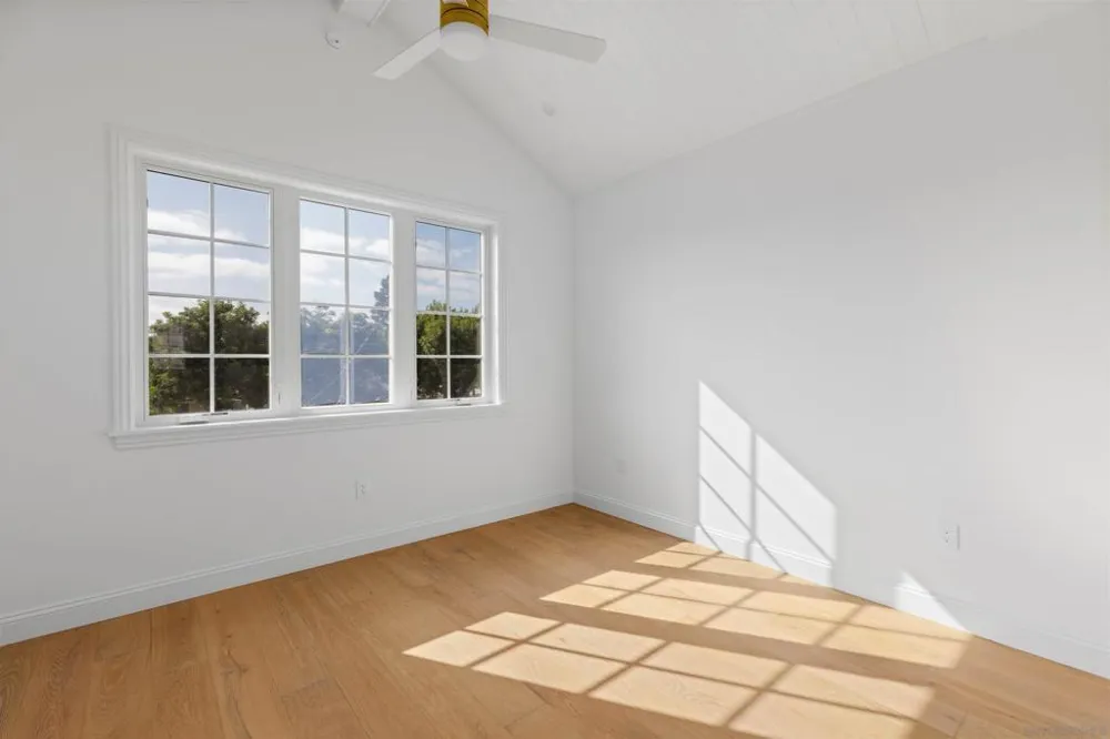 711 H Ave Coronado, CA 92118