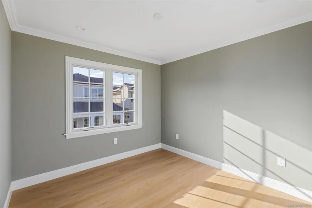 711 H Ave Coronado, CA 92118