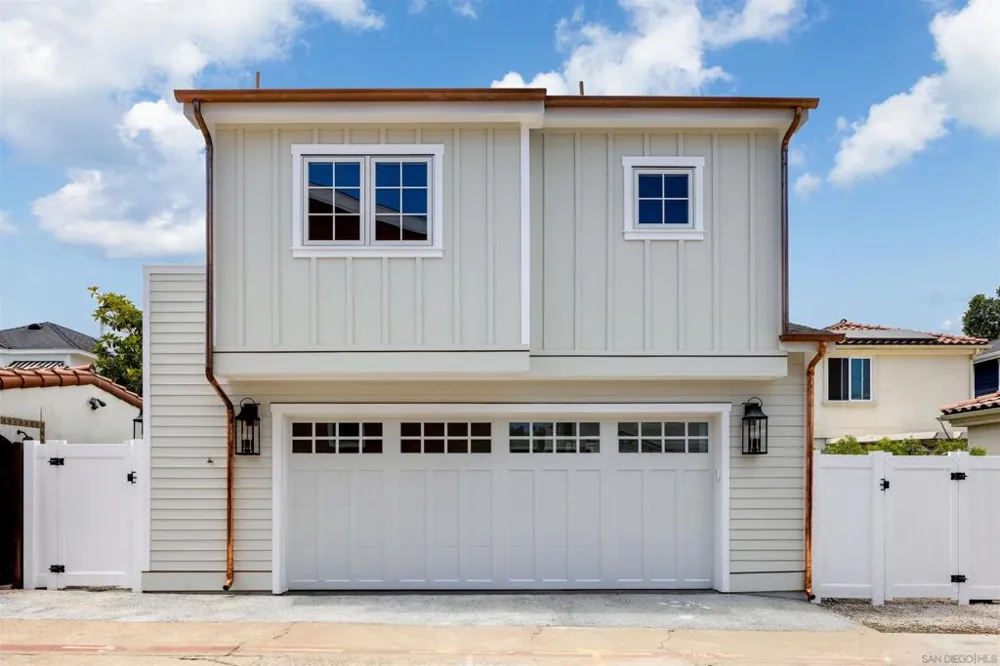 711 H Ave Coronado, CA 92118