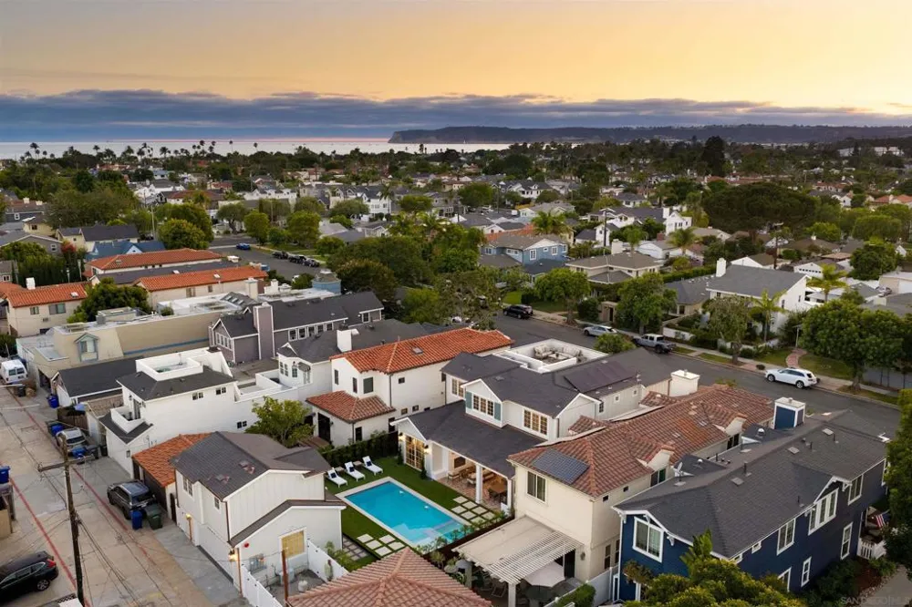 711 H Ave Coronado, CA 92118