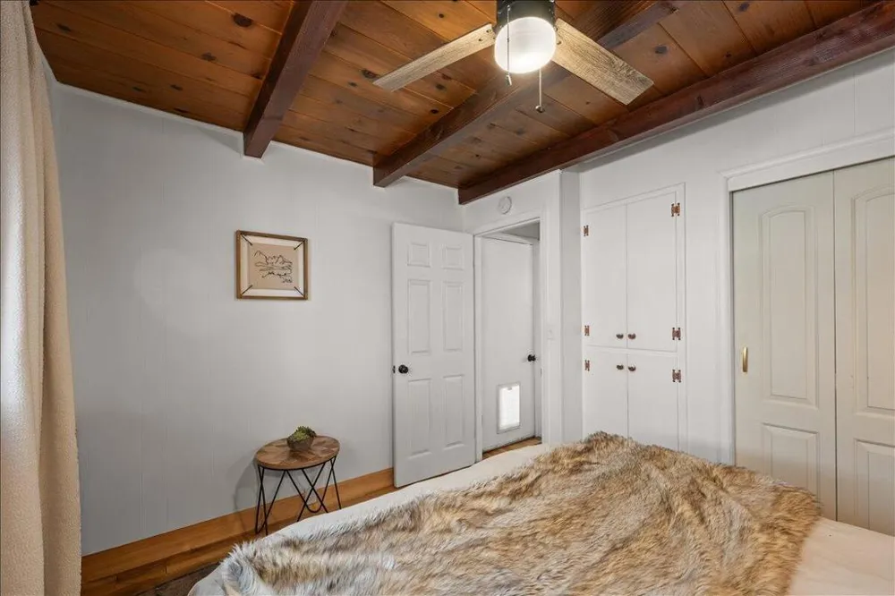 447 Chickadee Drive Big Bear, CA 92315