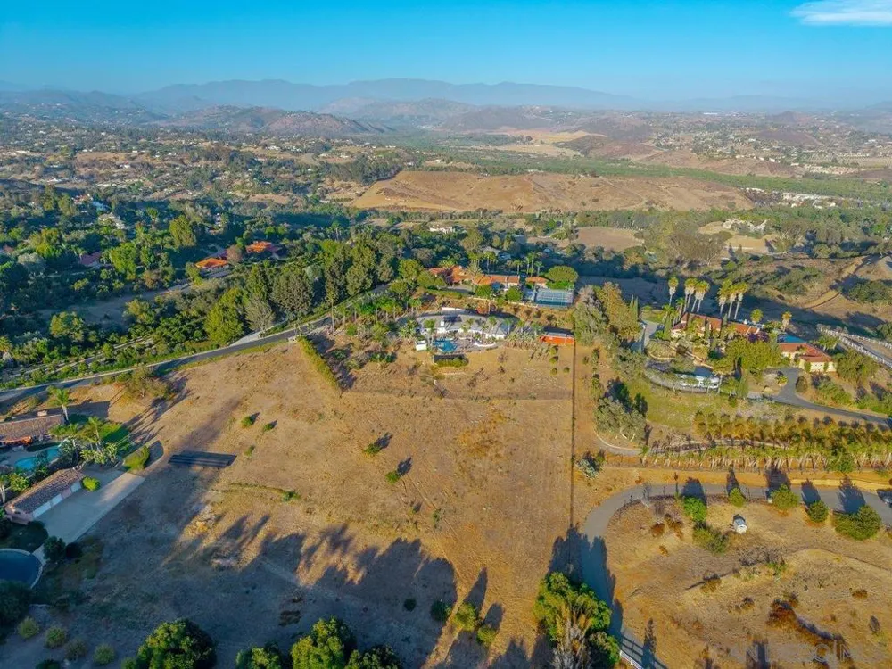 33 Gateview Fallbrook, CA 92028