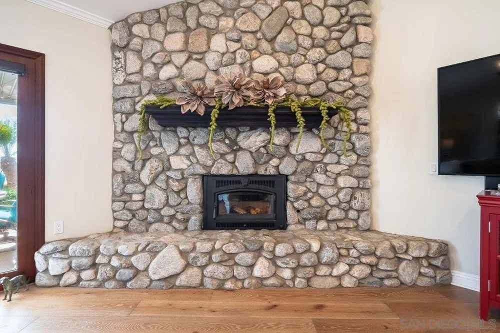 33 Gateview Fallbrook, CA 92028