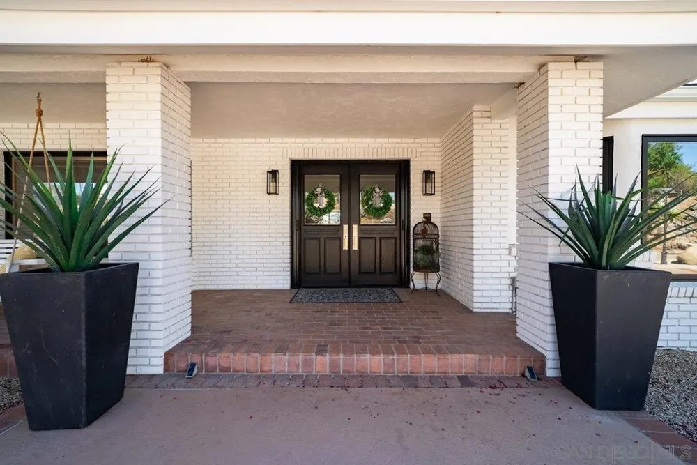 33 Gateview Fallbrook, CA 92028