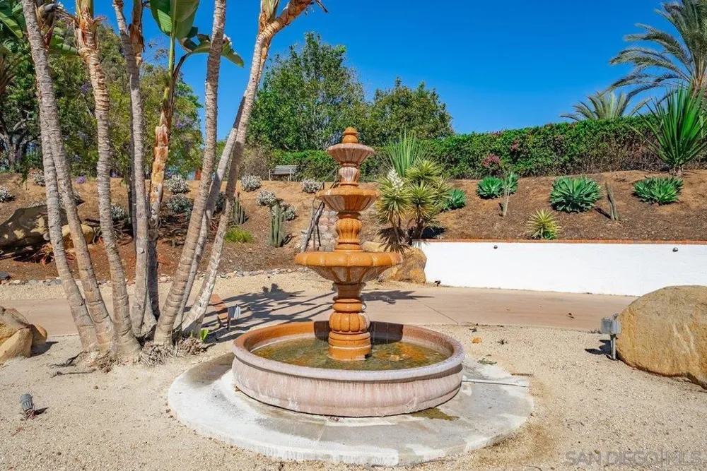 33 Gateview Fallbrook, CA 92028