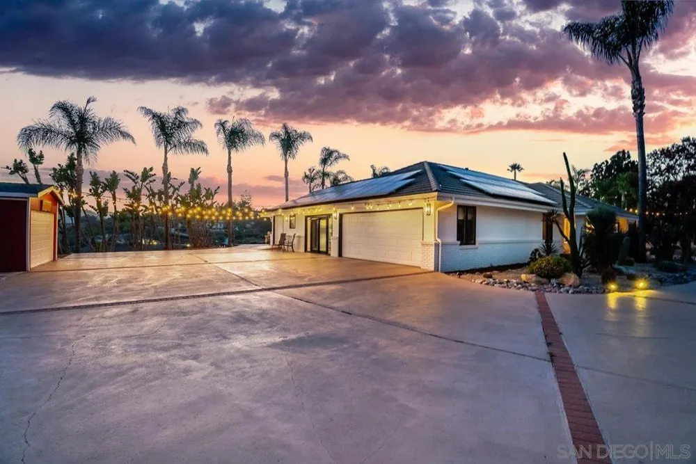 33 Gateview Fallbrook, CA 92028