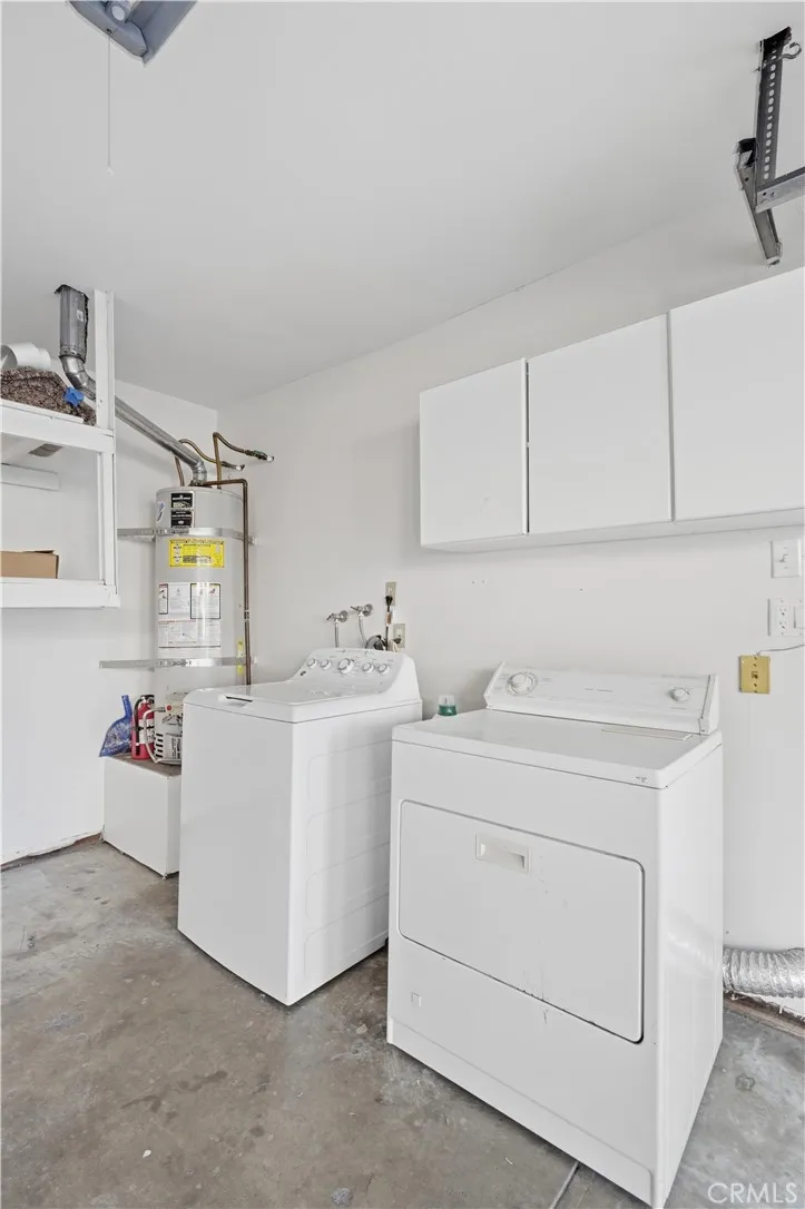 10832 Huston North Hollywood, CA 91601