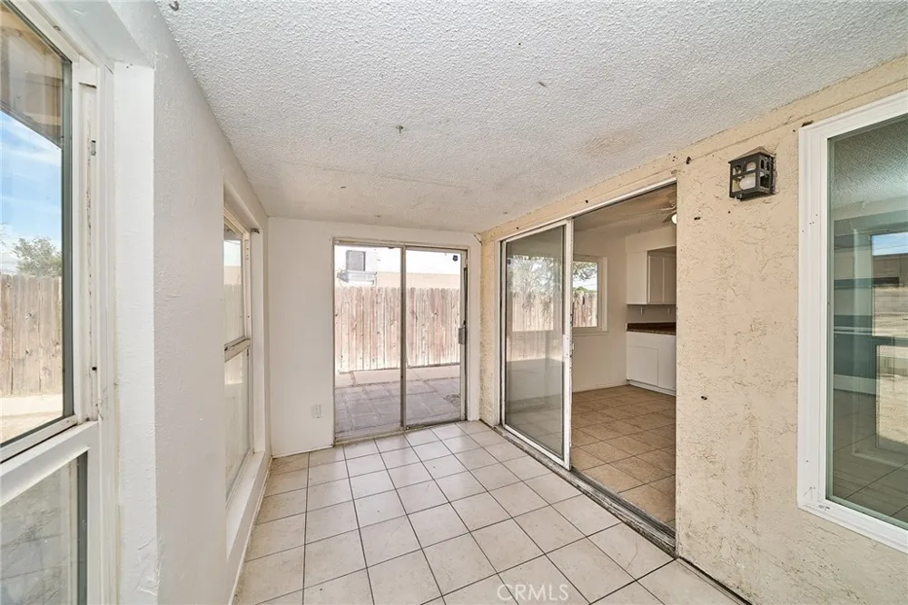16326 Molino Dr. Victorville, CA 92395