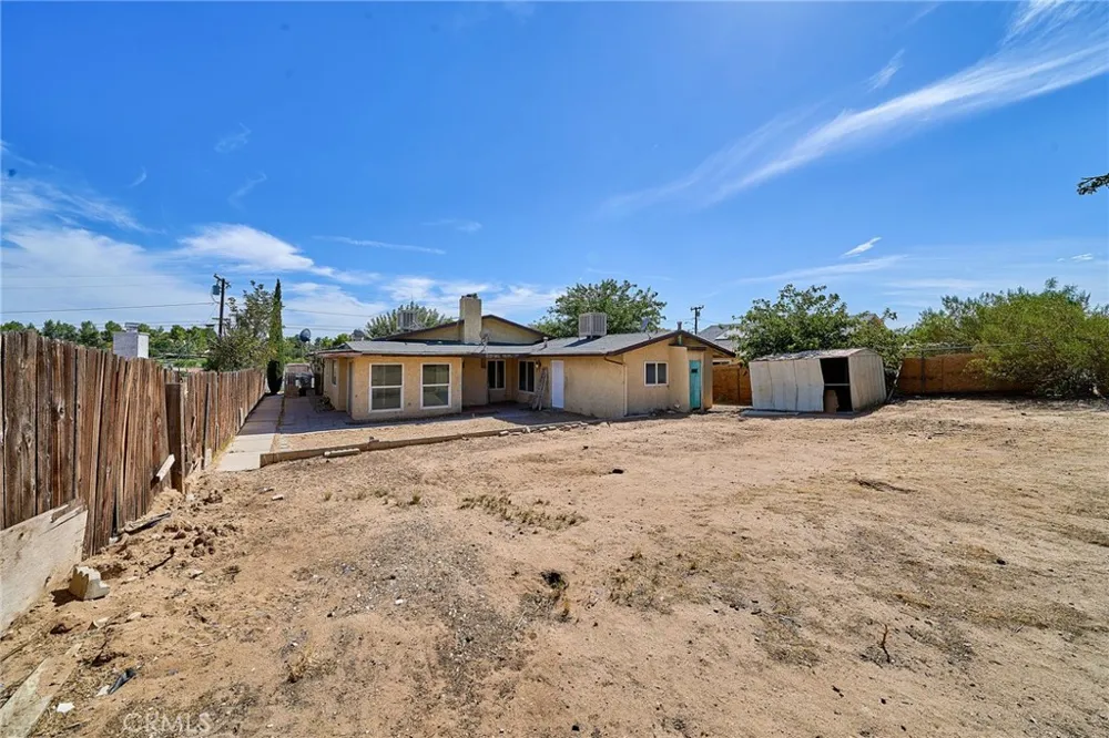 16326 Molino Dr. Victorville, CA 92395