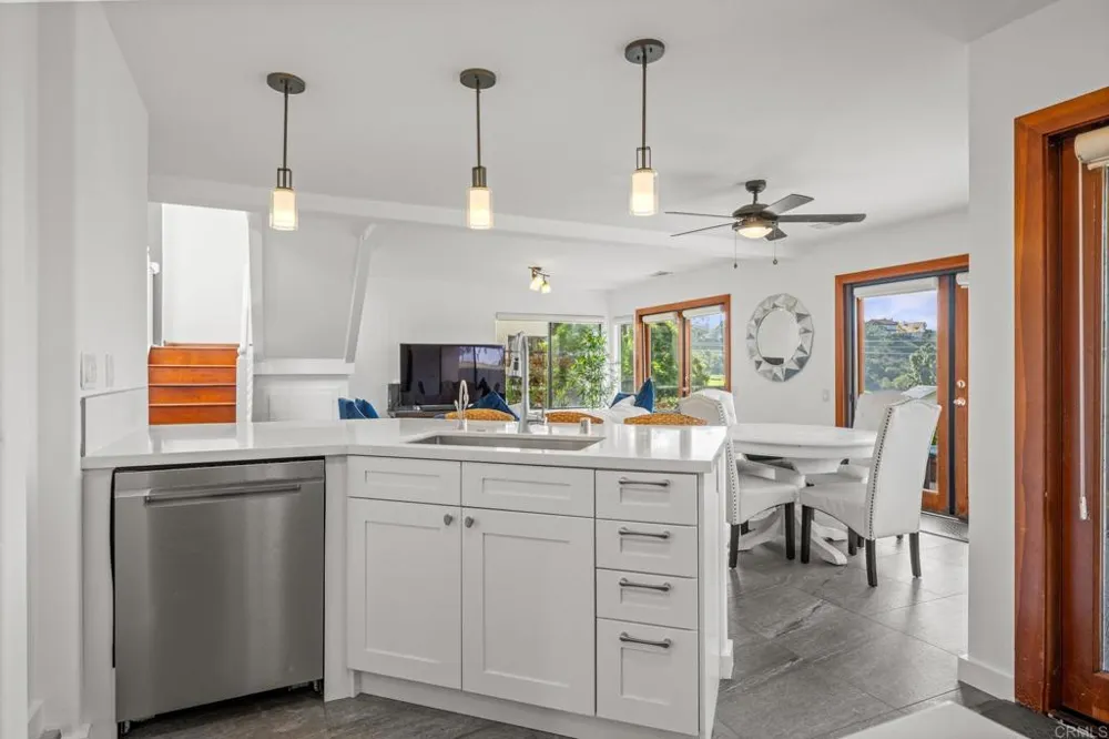 629 Camino Ynez Solana Beach, CA 92075