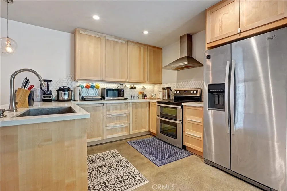 59 Cresta Verde Rolling Hills Estates, CA 90274