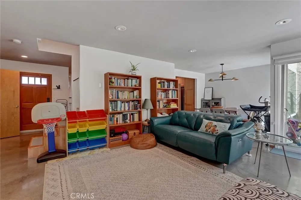 59 Cresta Verde Rolling Hills Estates, CA 90274