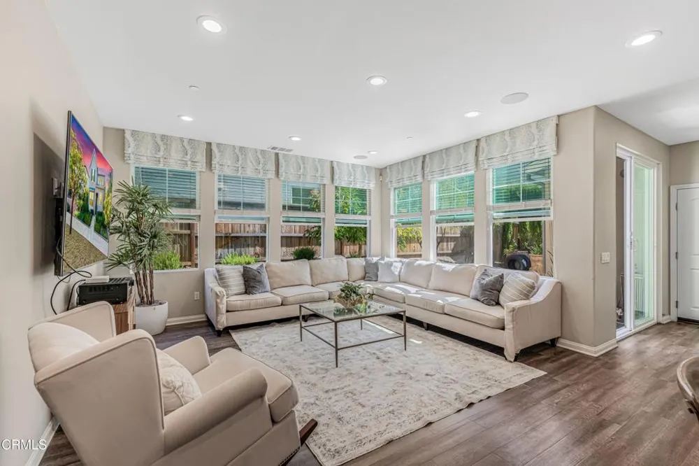 2682 Cameron Street Ventura, CA 93001