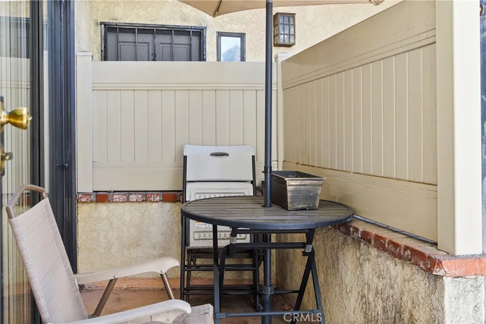 14239 Sherman Way #3 Van Nuys, CA 91405