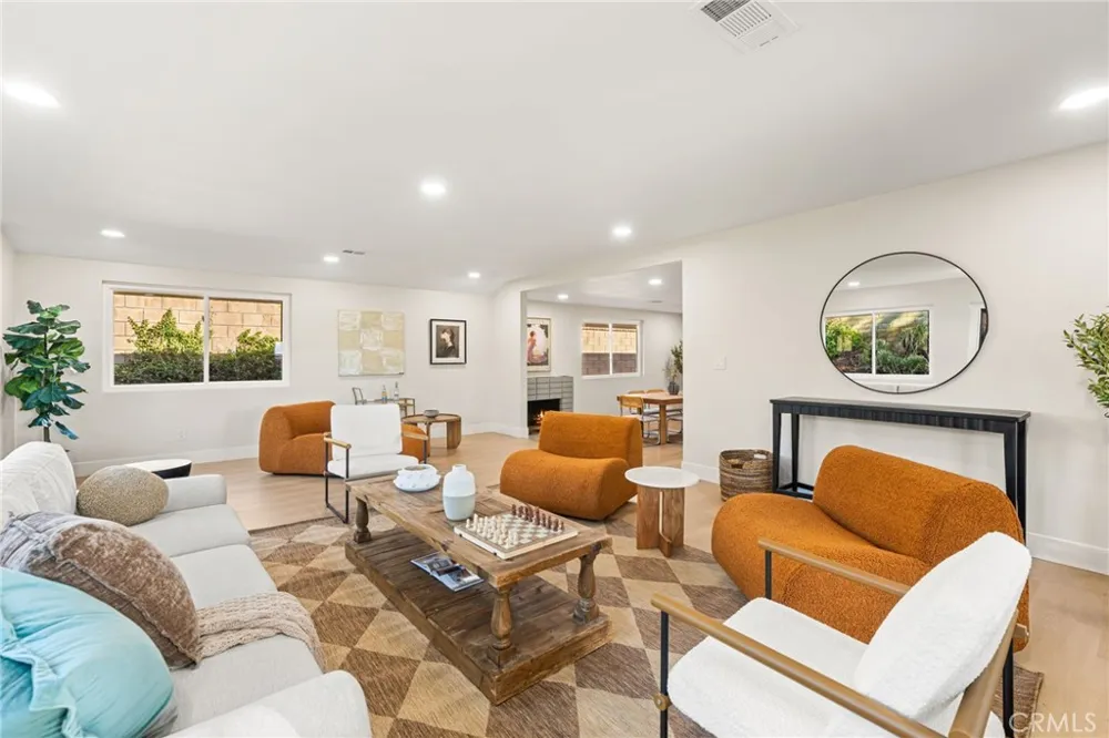 919 Majella Avenue La Verne, CA 91750