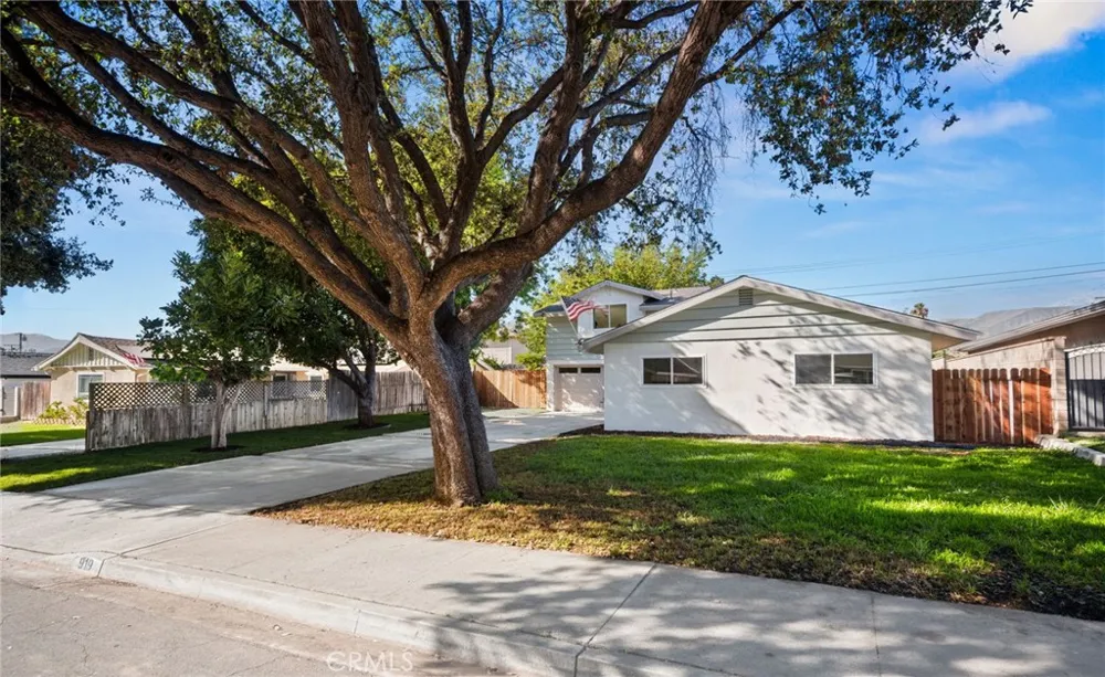 919 Majella Avenue La Verne, CA 91750