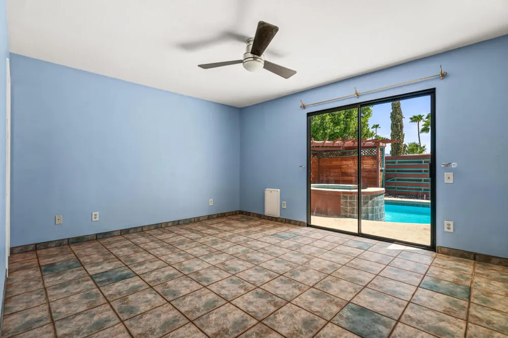 1351 E Luna Way Palm Springs, CA 92262