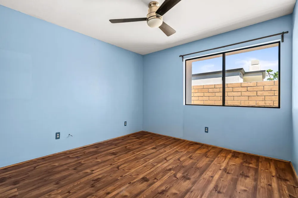 1351 E Luna Way Palm Springs, CA 92262