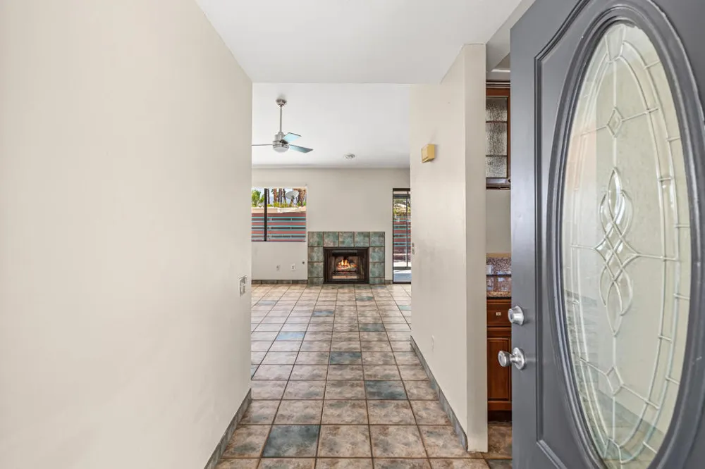1351 E Luna Way Palm Springs, CA 92262