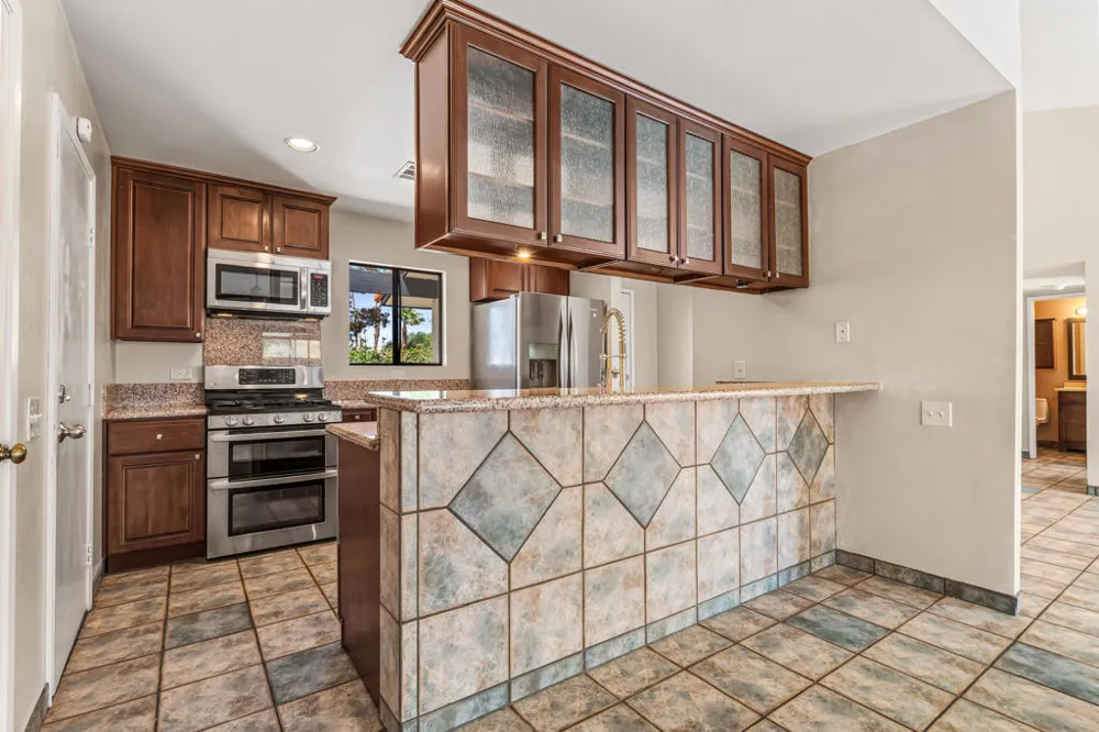 1351 E Luna Way Palm Springs, CA 92262
