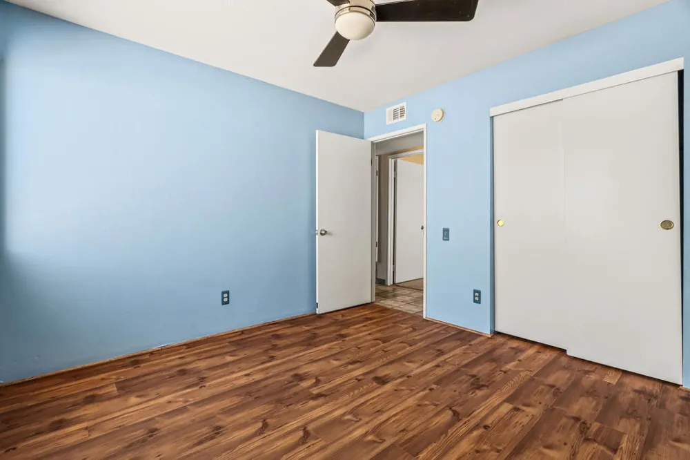 1351 E Luna Way Palm Springs, CA 92262