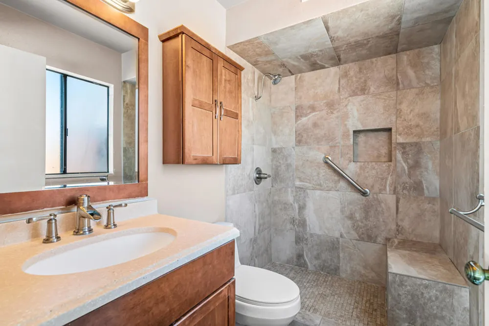 1351 E Luna Way Palm Springs, CA 92262