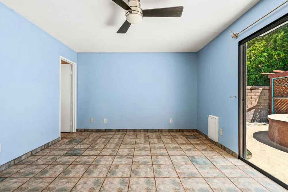 1351 E Luna Way Palm Springs, CA 92262