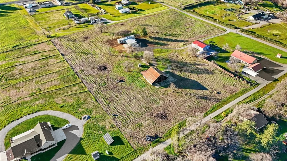 25245 2nd Avenue Los Molinos, CA 96055