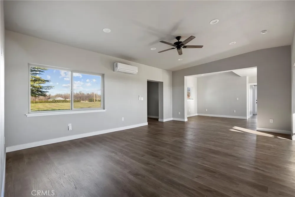 25245 2nd Avenue Los Molinos, CA 96055
