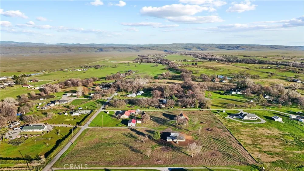 25245 2nd Avenue Los Molinos, CA 96055
